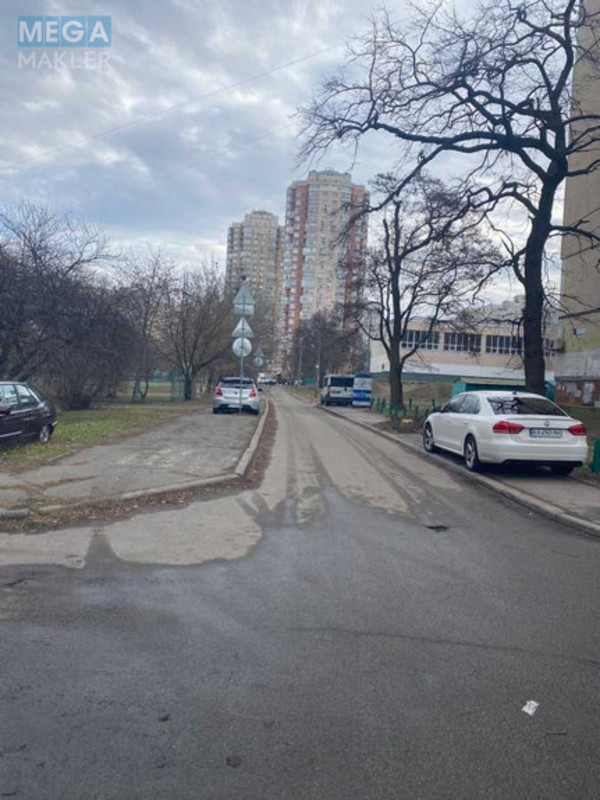 Продаж 1 кімнатної квартири (36,6/14,2/7,2), 7 пов. 9 пов. будинку, <a class="location-link" href="/kiev/" title="Недвижимость Київ">Київ</a>, <a class="location-link" href="/kiev/svyatoshinskij/" title="Недвижимость Святошинський район">Святошинський р-н</a>, Чернобыльская ул. (изображение 3)