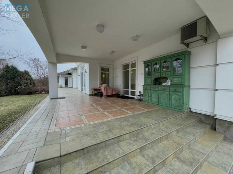 Продаж дома, 1 поверх, 550 кв.м, 10 кімнат, ділянка 38 соток, <a class="location-link" href="/pogreby-selo-kv-brovarskij-rajon/" title="Недвижимость Погреби">Погреби</a>, Європейська (изображение 5)