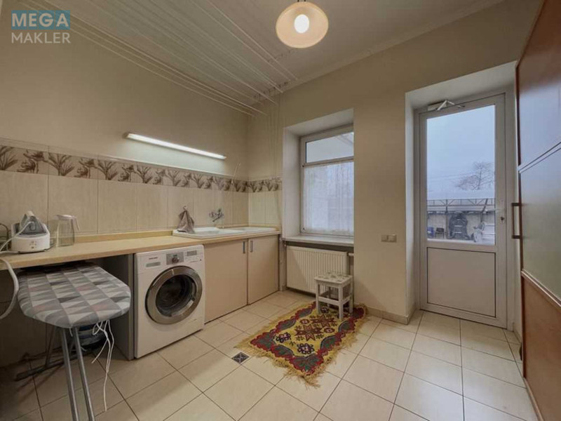 Продаж дома, 1 поверх, 550 кв.м, 10 кімнат, ділянка 38 соток, <a class="location-link" href="/pogreby-selo-kv-brovarskij-rajon/" title="Недвижимость Погреби">Погреби</a>, Європейська (изображение 13)