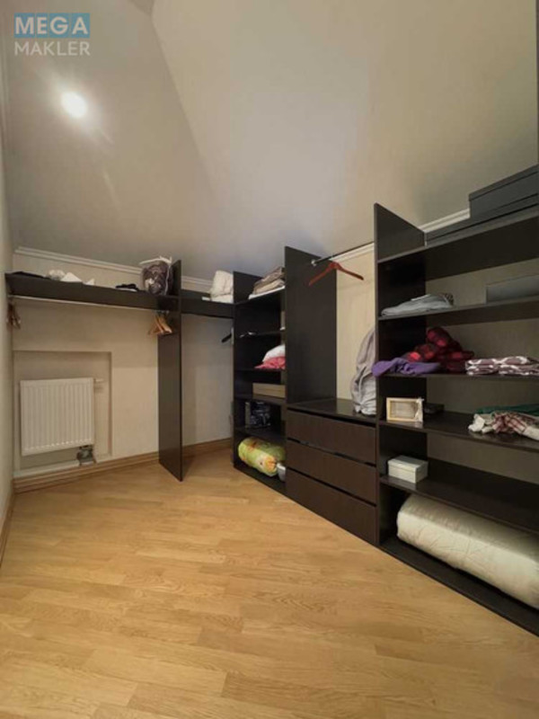Продаж дома, 1 поверх, 550 кв.м, 10 кімнат, ділянка 38 соток, <a class="location-link" href="/pogreby-selo-kv-brovarskij-rajon/" title="Недвижимость Погреби">Погреби</a>, Європейська (изображение 20)