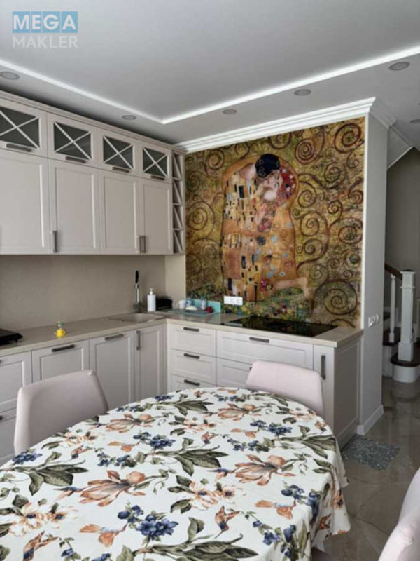 Продаж 4 кімнатної квартири (127/60/16), 16 пов. 17 пов. будинку, <a class="location-link" href="/kiev/" title="Недвижимость Київ">Київ</a>, <a class="location-link" href="/kiev/shevchenkovskij/" title="Недвижимость Шевченківський район">Шевченківський р-н</a>, Перемоги просп., 67-Г (изображение 2)