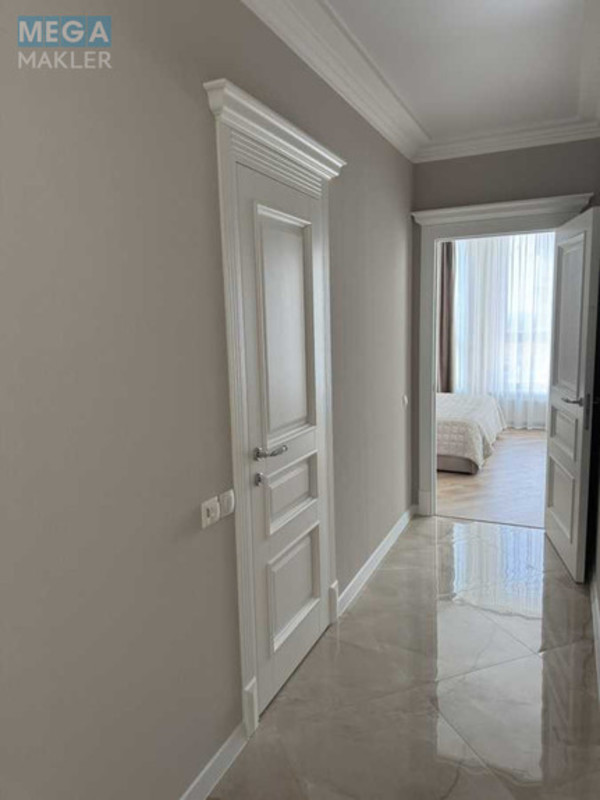 Продаж 4 кімнатної квартири (127/60/16), 16 пов. 17 пов. будинку, <a class="location-link" href="/kiev/" title="Недвижимость Київ">Київ</a>, <a class="location-link" href="/kiev/shevchenkovskij/" title="Недвижимость Шевченківський район">Шевченківський р-н</a>, Перемоги просп., 67-Г (изображение 11)