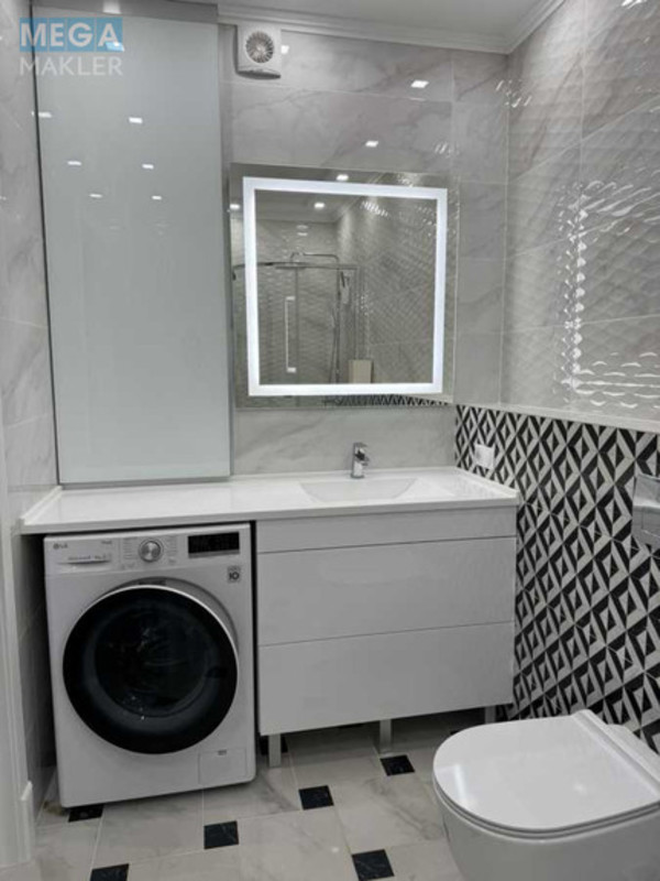 Продаж 4 кімнатної квартири (127/60/16), 16 пов. 17 пов. будинку, <a class="location-link" href="/kiev/" title="Недвижимость Київ">Київ</a>, <a class="location-link" href="/kiev/shevchenkovskij/" title="Недвижимость Шевченківський район">Шевченківський р-н</a>, Перемоги просп., 67-Г (изображение 12)