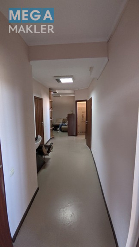 Продаж 4 кімнатної квартири (105/55/17), 15 пов. 18 пов. будинку, <a class="location-link" href="/kiev/" title="Недвижимость Київ">Київ</a>, <a class="location-link" href="/kiev/goloseevskij/" title="Недвижимость Голосіївський район">Голосіївський р-н</a>, пр. Лобановського 126-Г ( <img src="https://megamakler.com.ua/metro/0000ff.gif" alt="" class="metro" /> м. Демеевская ) (изображение 10)