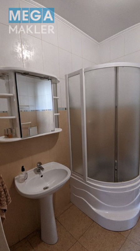 Продаж 4 кімнатної квартири (105/55/17), 15 пов. 18 пов. будинку, <a class="location-link" href="/kiev/" title="Недвижимость Київ">Київ</a>, <a class="location-link" href="/kiev/goloseevskij/" title="Недвижимость Голосіївський район">Голосіївський р-н</a>, пр. Лобановського 126-Г ( <img src="https://megamakler.com.ua/metro/0000ff.gif" alt="" class="metro" /> м. Демеевская ) (изображение 12)
