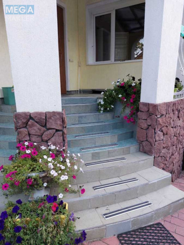 Оренда дома, <a class="location-link" href="/kiev/" title="Недвижимость Київ">Київ</a>, <a class="location-link" href="/kiev/obolonskij/" title="Недвижимость Оболонський район">Оболонський р-н</a>, 12-а лінія вул. (изображение 4)