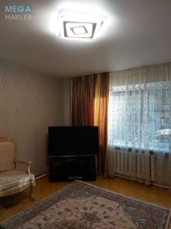Оренда дома, <a class="location-link" href="/kiev/" title="Недвижимость Київ">Київ</a>, <a class="location-link" href="/kiev/obolonskij/" title="Недвижимость Оболонський район">Оболонський р-н</a>, 12-а лінія вул. (изображение 13)