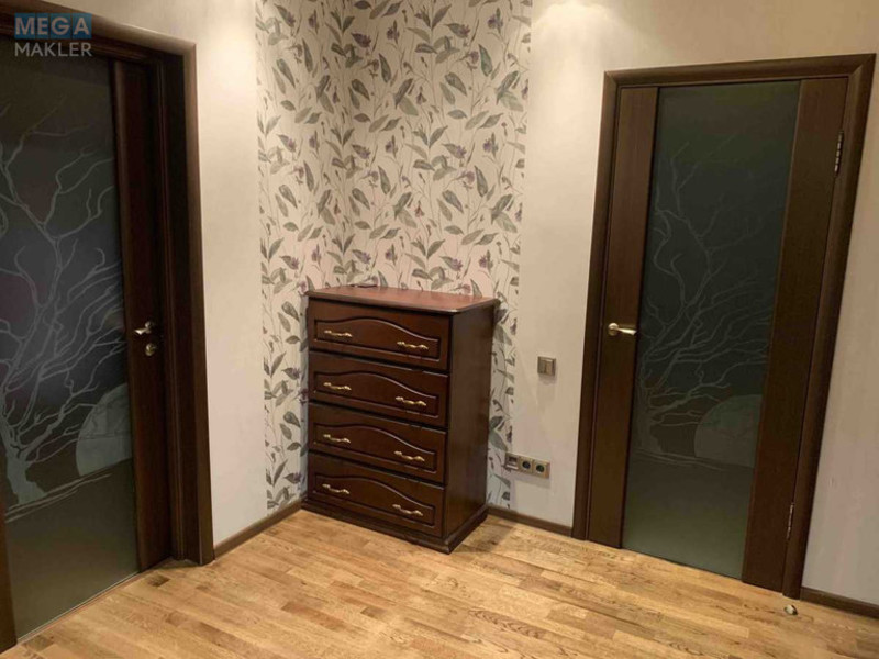 Оренда 2 кімнатної квартири, <a class="location-link" href="/kiev/" title="Недвижимость Київ">Київ</a>, <a class="location-link" href="/kiev/podolskij/" title="Недвижимость Подільський район">Подільський р-н</a>, Правди просп., 19а (изображение 10)
