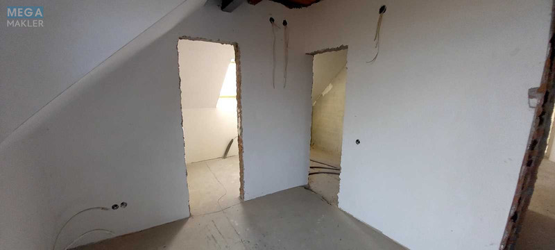 Продаж дома, 2 поверху, 310 кв.м, 6 кімнат, ділянка 12 соток, <a class="location-link" href="/romankov/" title="Недвижимость Романків">Романків</a>, Зелёная, 3 (изображение 13)