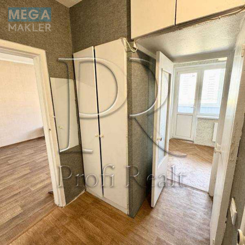 Продаж 1 кімнатної квартири (39/19/8), 6 пов. 9 пов. будинку, <a class="location-link" href="/kiev/" title="Недвижимость Київ">Київ</a>, <a class="location-link" href="/kiev/darnickij/" title="Недвижимость Дарницький район">Дарницький р-н</a>, Княжий Затон вулиця, 17Б (изображение 8)