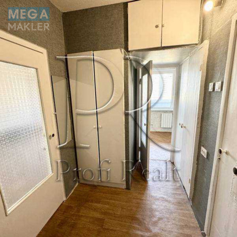 Продаж 1 кімнатної квартири (39/19/8), 6 пов. 9 пов. будинку, <a class="location-link" href="/kiev/" title="Недвижимость Київ">Київ</a>, <a class="location-link" href="/kiev/darnickij/" title="Недвижимость Дарницький район">Дарницький р-н</a>, Княжий Затон вулиця, 17Б (изображение 9)