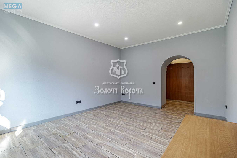 Продаж комерційної нерухомості, 65 кв.м, под офис, <a class="location-link" href="/kiev/" title="Недвижимость Київ">Київ</a>, <a class="location-link" href="/kiev/solomenskij/" title="Недвижимость Солом'янський район">Солом'янський р-н</a>, Вузівська вул., 4 (изображение 2)