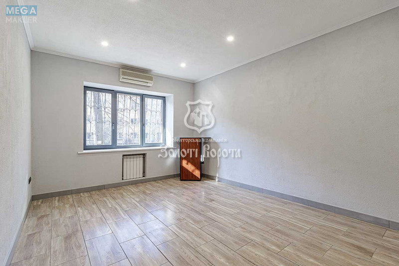 Продаж комерційної нерухомості, 65 кв.м, под офис, <a class="location-link" href="/kiev/" title="Недвижимость Київ">Київ</a>, <a class="location-link" href="/kiev/solomenskij/" title="Недвижимость Солом'янський район">Солом'янський р-н</a>, Вузівська вул., 4 (изображение 5)