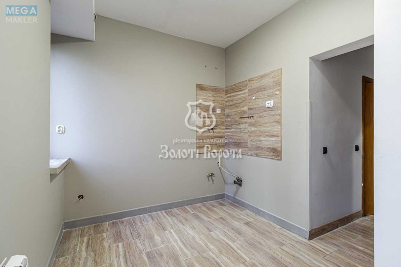 Продаж комерційної нерухомості, 65 кв.м, под офис, <a class="location-link" href="/kiev/" title="Недвижимость Київ">Київ</a>, <a class="location-link" href="/kiev/solomenskij/" title="Недвижимость Солом'янський район">Солом'янський р-н</a>, Вузівська вул., 4 (изображение 8)
