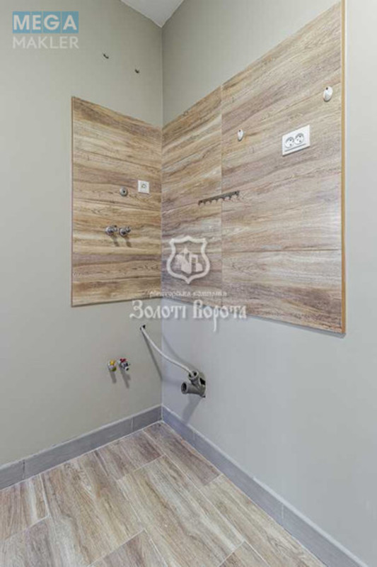 Продаж комерційної нерухомості, 65 кв.м, под офис, <a class="location-link" href="/kiev/" title="Недвижимость Київ">Київ</a>, <a class="location-link" href="/kiev/solomenskij/" title="Недвижимость Солом'янський район">Солом'янський р-н</a>, Вузівська вул., 4 (изображение 10)
