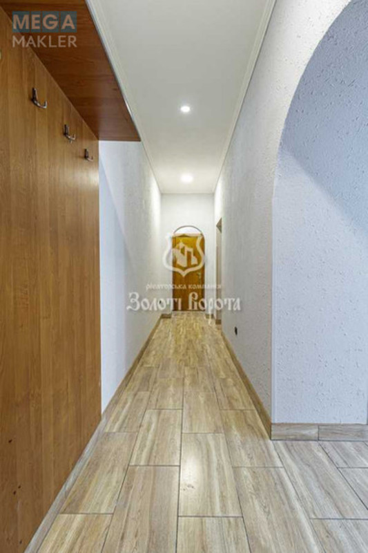 Продаж комерційної нерухомості, 65 кв.м, под офис, <a class="location-link" href="/kiev/" title="Недвижимость Київ">Київ</a>, <a class="location-link" href="/kiev/solomenskij/" title="Недвижимость Солом'янський район">Солом'янський р-н</a>, Вузівська вул., 4 (изображение 16)