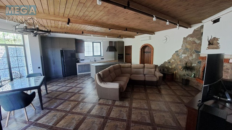 Продаж дома, 2 поверху, 220 кв.м, 4 кімнати, люкс, ділянка 10 соток, <a class="location-link" href="/odessa/" title="Недвижимость Одеса">Одеса</a>, <a class="location-link" href="/odessa/kievskij/" title="Недвижимость Київський район">Київський р-н</a>, Таірова 40 (изображение 39)