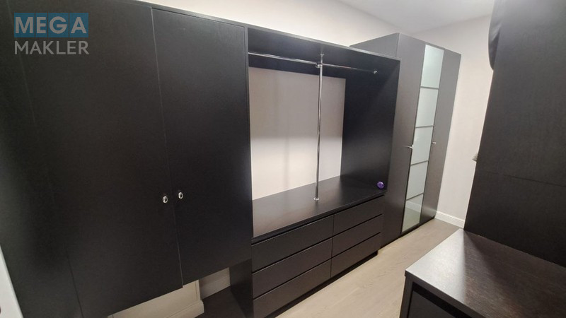Продаж дома, 2 поверху, 220 кв.м, 4 кімнати, люкс, ділянка 10 соток, <a class="location-link" href="/odessa/" title="Недвижимость Одеса">Одеса</a>, <a class="location-link" href="/odessa/kievskij/" title="Недвижимость Київський район">Київський р-н</a>, Таірова 40 (изображение 55)