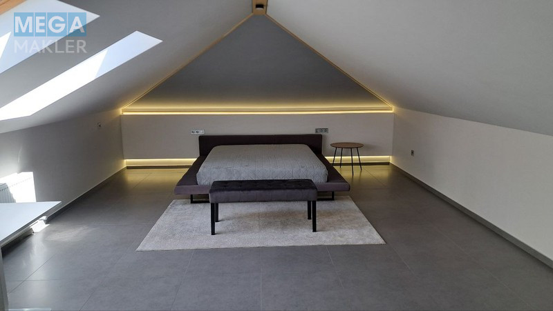 Продаж дома, 2 поверху, 220 кв.м, 4 кімнати, люкс, ділянка 10 соток, <a class="location-link" href="/odessa/" title="Недвижимость Одеса">Одеса</a>, <a class="location-link" href="/odessa/kievskij/" title="Недвижимость Київський район">Київський р-н</a>, Таірова 40 (изображение 70)
