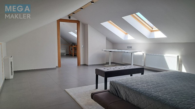 Продаж дома, 2 поверху, 220 кв.м, 4 кімнати, люкс, ділянка 10 соток, <a class="location-link" href="/odessa/" title="Недвижимость Одеса">Одеса</a>, <a class="location-link" href="/odessa/kievskij/" title="Недвижимость Київський район">Київський р-н</a>, Таірова 40 (изображение 72)