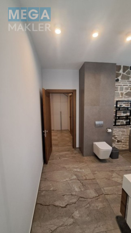 Продаж дома, 2 поверху, 220 кв.м, 4 кімнати, люкс, ділянка 10 соток, <a class="location-link" href="/odessa/" title="Недвижимость Одеса">Одеса</a>, <a class="location-link" href="/odessa/kievskij/" title="Недвижимость Київський район">Київський р-н</a>, Таірова 40 (изображение 86)