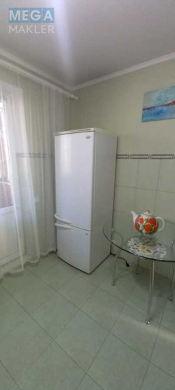 Оренда 3 кімнатної квартири, <a class="location-link" href="/kiev/" title="Недвижимость Київ">Київ</a>, <a class="location-link" href="/kiev/solomenskij/" title="Недвижимость Солом'янський район">Солом'янський р-н</a>, Митрополита Василия Липковского ул., 26 (изображение 5)
