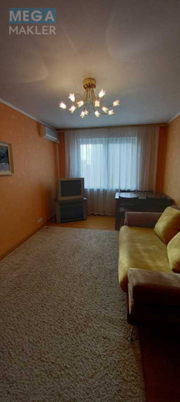 Оренда 3 кімнатної квартири, <a class="location-link" href="/kiev/" title="Недвижимость Київ">Київ</a>, <a class="location-link" href="/kiev/solomenskij/" title="Недвижимость Солом'янський район">Солом'янський р-н</a>, Митрополита Василия Липковского ул., 26 (изображение 11)