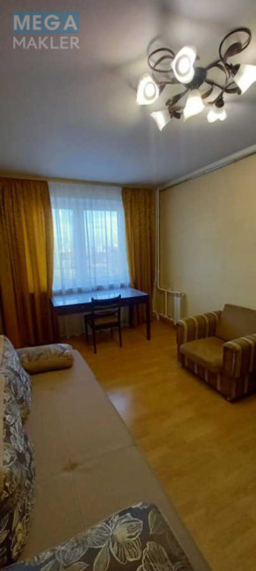 Оренда 3 кімнатної квартири, <a class="location-link" href="/kiev/" title="Недвижимость Київ">Київ</a>, <a class="location-link" href="/kiev/solomenskij/" title="Недвижимость Солом'янський район">Солом'янський р-н</a>, Митрополита Василия Липковского ул., 26 (изображение 15)