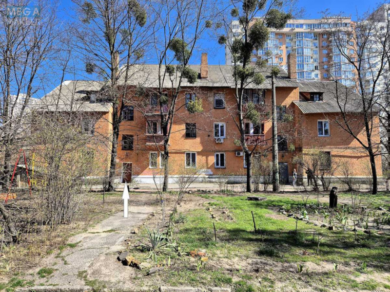 Продаж 3 кімнатної квартири (66/42/6), 1 пов. 3 пов. будинку, <a class="location-link" href="/kiev/" title="Недвижимость Київ">Київ</a>, <a class="location-link" href="/kiev/dneprovskij/" title="Недвижимость Дніпровський район">Дніпровський р-н</a>, Юрія Поправки вул., 13 (изображение 4)