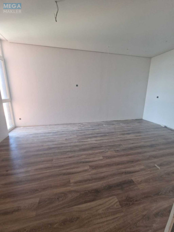 Продаж 3 кімнатної квартири (81/45/18), 6 пов. 7 пов. будинку, <a class="location-link" href="/chabany/" title="Недвижимость Чабані">Чабани</a>, Покровская, 26 (изображение 4)