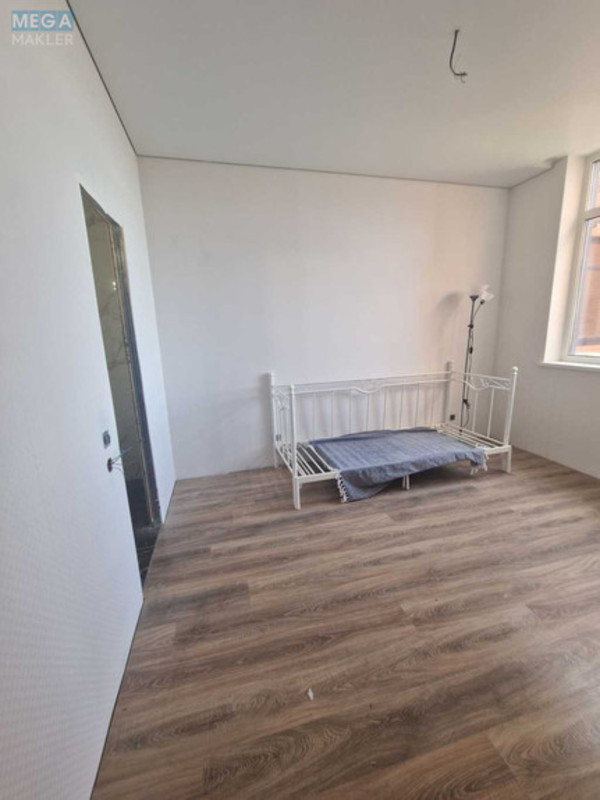 Продаж 3 кімнатної квартири (81/45/18), 6 пов. 7 пов. будинку, <a class="location-link" href="/chabany/" title="Недвижимость Чабані">Чабани</a>, Покровская, 26 (изображение 5)