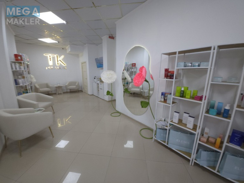 Продаж приміщення у житловому будинку, свіжий ремонт, <a class="location-link" href="/kiev/" title="Недвижимость Київ">Київ</a>, <a class="location-link" href="/kiev/darnickij/" title="Недвижимость Дарницький район">Дарницький р-н</a>, Дніпровська набережна, 26б ( <img src="https://megamakler.com.ua/metro/00ff00.gif" alt="" class="metro" /> м. Осокорки, 5 хвилин ) (изображение 6)