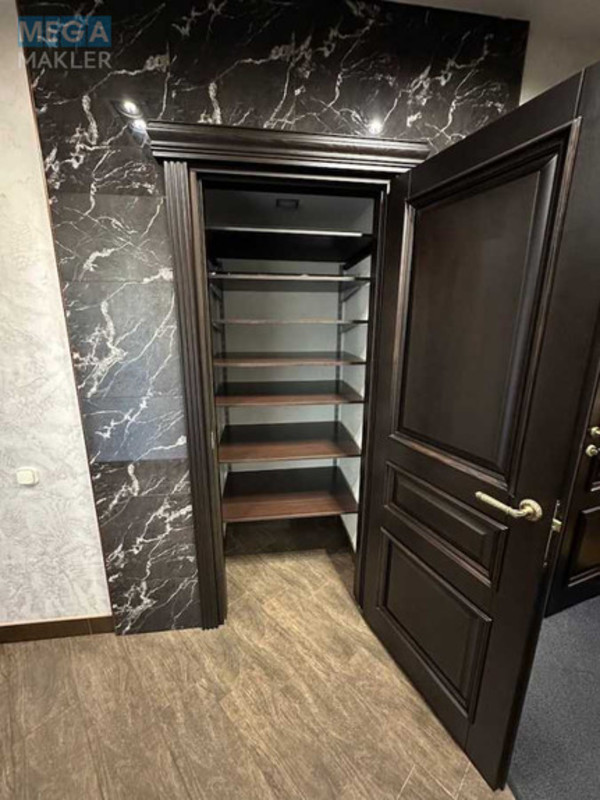 Продаж 5 кімнатної квартири (213/136/15), 24 пов. 36 пов. будинку, <a class="location-link" href="/kiev/" title="Недвижимость Київ">Київ</a>, <a class="location-link" href="/kiev/darnickij/" title="Недвижимость Дарницький район">Дарницький р-н</a>, Срибнокильская ул., 1 (изображение 7)