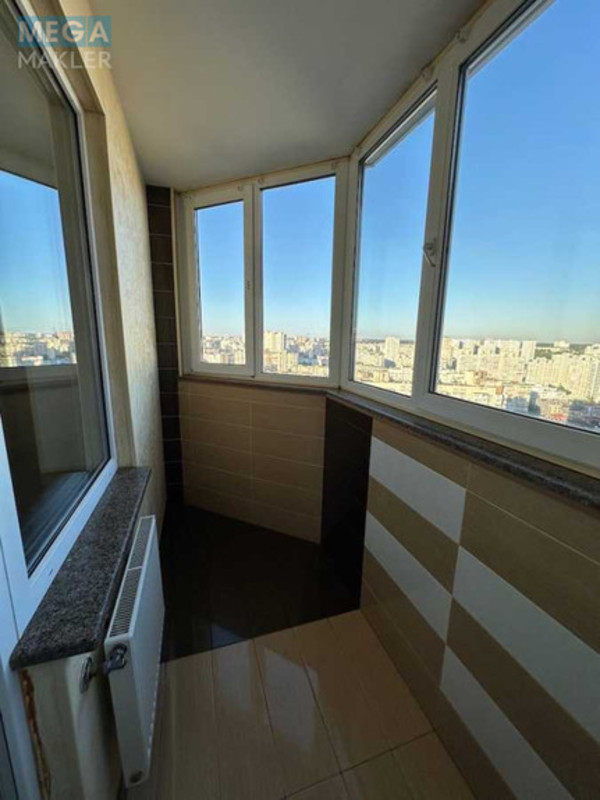 Продаж 5 кімнатної квартири (213/136/15), 24 пов. 36 пов. будинку, <a class="location-link" href="/kiev/" title="Недвижимость Київ">Київ</a>, <a class="location-link" href="/kiev/darnickij/" title="Недвижимость Дарницький район">Дарницький р-н</a>, Срибнокильская ул., 1 (изображение 19)