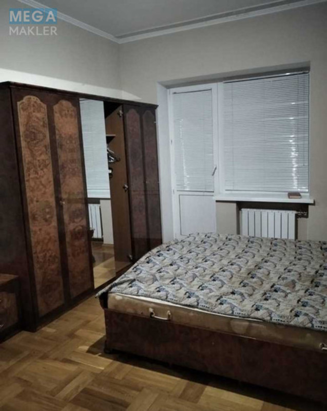 Продаж 3 кімнатної квартири (102/75/10), 3 пов. 8 пов. будинку, <a class="location-link" href="/kiev/" title="Недвижимость Київ">Київ</a>, <a class="location-link" href="/kiev/podolskij/" title="Недвижимость Подільський район">Подільський р-н</a>, Туровская ул., 29 (изображение 7)