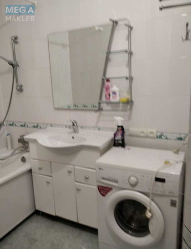 Продаж 3 кімнатної квартири (102/75/10), 3 пов. 8 пов. будинку, <a class="location-link" href="/kiev/" title="Недвижимость Київ">Київ</a>, <a class="location-link" href="/kiev/podolskij/" title="Недвижимость Подільський район">Подільський р-н</a>, Туровская ул., 29 (изображение 10)