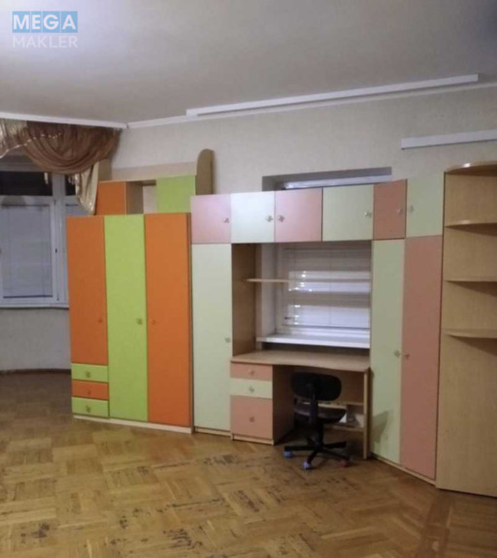 Продаж 3 кімнатної квартири (102/75/10), 3 пов. 8 пов. будинку, <a class="location-link" href="/kiev/" title="Недвижимость Київ">Київ</a>, <a class="location-link" href="/kiev/podolskij/" title="Недвижимость Подільський район">Подільський р-н</a>, Туровская ул., 29 (изображение 16)