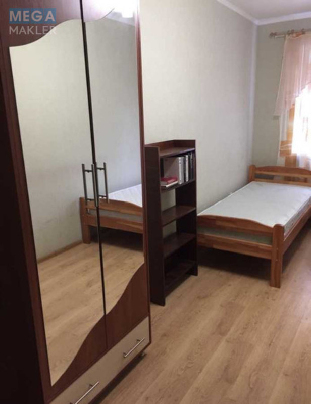 Продаж 3 кімнатної квартири (60/39/5), 2 пов. 5 пов. будинку, <a class="location-link" href="/kiev/" title="Недвижимость Київ">Київ</a>, <a class="location-link" href="/kiev/shevchenkovskij/" title="Недвижимость Шевченківський район">Шевченківський р-н</a>, Дегтяревская ул., 28 (изображение 4)