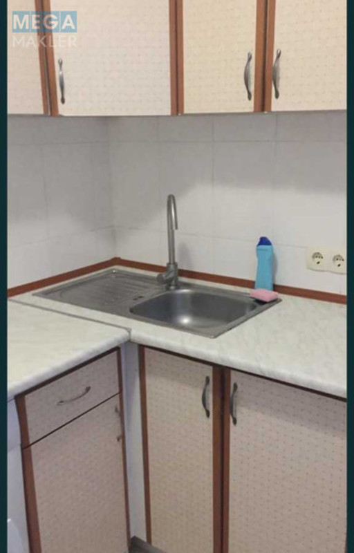 Продаж 3 кімнатної квартири (60/39/5), 2 пов. 5 пов. будинку, <a class="location-link" href="/kiev/" title="Недвижимость Київ">Київ</a>, <a class="location-link" href="/kiev/shevchenkovskij/" title="Недвижимость Шевченківський район">Шевченківський р-н</a>, Дегтяревская ул., 28 (изображение 7)
