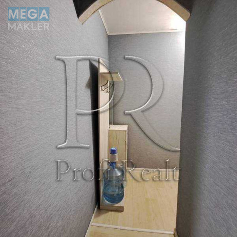 Продаж 1 кімнатної квартири (33/17/6), 1 пов. 5 пов. будинку, <a class="location-link" href="/kiev/" title="Недвижимость Київ">Київ</a>, <a class="location-link" href="/kiev/solomenskij/" title="Недвижимость Солом'янський район">Солом'янський р-н</a>, Василенка Миколи вулиця, 13А (изображение 4)