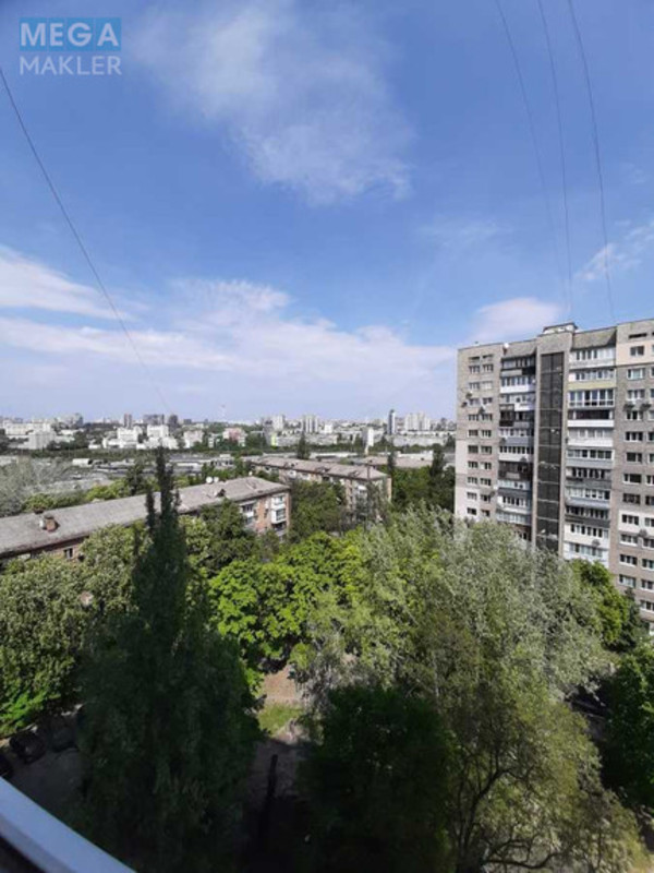 Продаж 1 кімнатної квартири (36/17/9), 10 пов. 14 пов. будинку, <a class="location-link" href="/kiev/" title="Недвижимость Київ">Київ</a>, <a class="location-link" href="/kiev/solomenskij/" title="Недвижимость Солом'янський район">Солом'янський р-н</a>, Юліуса Фучика вул., 15 (изображение 11)