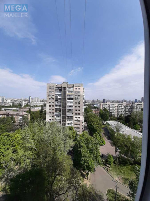 Продаж 1 кімнатної квартири (36/17/9), 10 пов. 14 пов. будинку, <a class="location-link" href="/kiev/" title="Недвижимость Київ">Київ</a>, <a class="location-link" href="/kiev/solomenskij/" title="Недвижимость Солом'янський район">Солом'янський р-н</a>, Юліуса Фучика вул., 15 (изображение 12)