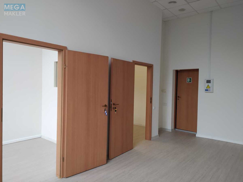 Оренда комерційної нерухомості, 38 кв.м, под офис, <a class="location-link" href="/kiev/" title="Недвижимость Київ">Київ</a>, <a class="location-link" href="/kiev/shevchenkovskij/" title="Недвижимость Шевченківський район">Шевченківський р-н</a>, Шолуденка вул., 3 (изображение 3)