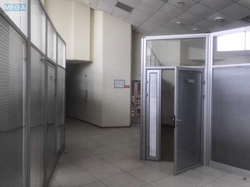 Оренда комерційної нерухомості, 277,60 кв.м, под офис, <a class="location-link" href="/rovno/" title="Недвижимость Рівне">Рівне</a>, Петра Полтави, 1а (изображение 5)