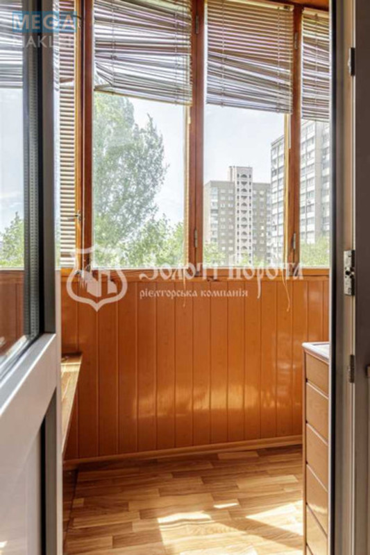 Продаж 3 кімнатної квартири (71/42/9), 6 пов. 9 пов. будинку, <a class="location-link" href="/kiev/" title="Недвижимость Київ">Київ</a>, <a class="location-link" href="/kiev/darnickij/" title="Недвижимость Дарницький район">Дарницький р-н</a>, Харківське шосе, 174б (изображение 13)