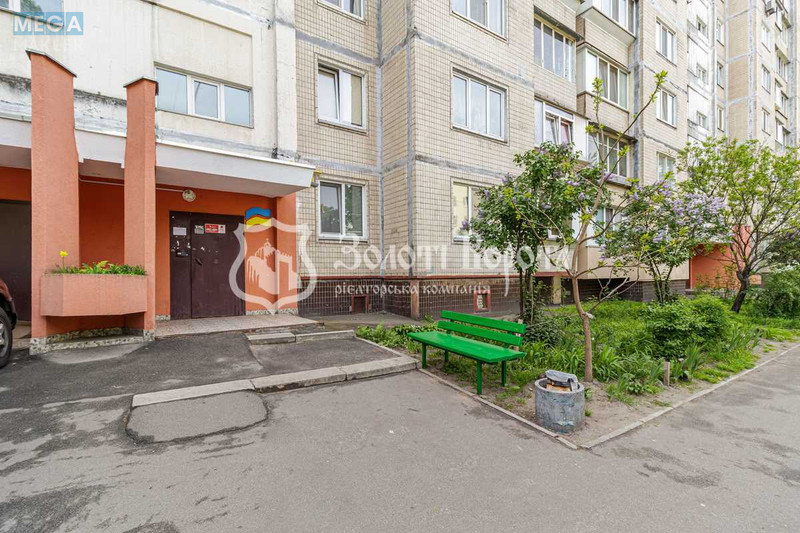 Продаж 3 кімнатної квартири (71/42/9), 6 пов. 9 пов. будинку, <a class="location-link" href="/kiev/" title="Недвижимость Київ">Київ</a>, <a class="location-link" href="/kiev/darnickij/" title="Недвижимость Дарницький район">Дарницький р-н</a>, Харківське шосе, 174б (изображение 19)