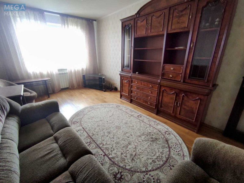Оренда 3 кімнатної квартири, <a class="location-link" href="/kiev/" title="Недвижимость Київ">Київ</a>, <a class="location-link" href="/kiev/podolskij/" title="Недвижимость Подільський район">Подільський р-н</a>, Свободи просп., 30А (изображение 3)