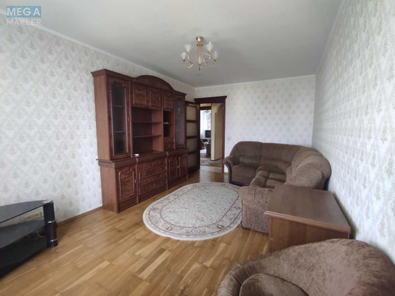 Оренда 3 кімнатної квартири, <a class="location-link" href="/kiev/" title="Недвижимость Київ">Київ</a>, <a class="location-link" href="/kiev/podolskij/" title="Недвижимость Подільський район">Подільський р-н</a>, Свободи просп., 30А (изображение 4)