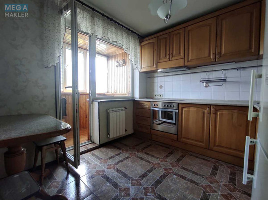 Оренда 3 кімнатної квартири, <a class="location-link" href="/kiev/" title="Недвижимость Київ">Київ</a>, <a class="location-link" href="/kiev/podolskij/" title="Недвижимость Подільський район">Подільський р-н</a>, Свободи просп., 30А (изображение 10)