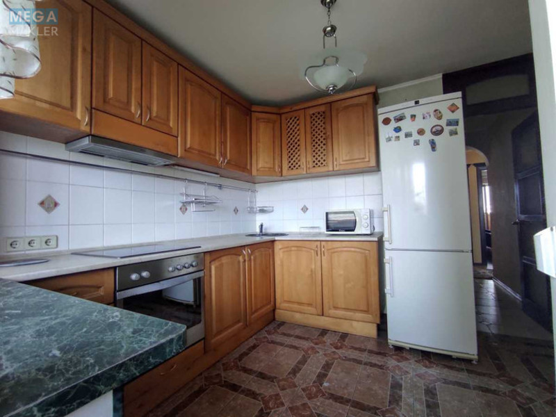 Оренда 3 кімнатної квартири, <a class="location-link" href="/kiev/" title="Недвижимость Київ">Київ</a>, <a class="location-link" href="/kiev/podolskij/" title="Недвижимость Подільський район">Подільський р-н</a>, Свободи просп., 30А (изображение 11)